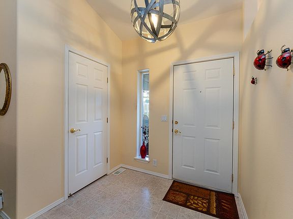 4th image of 2599 Coyote Road