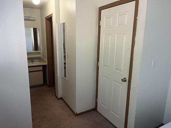 4th image of 1509 23rd St APT 2