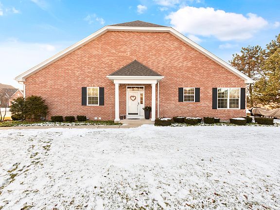 2nd image of 4073 Pheasant Ct