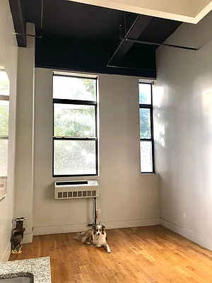 Rented by City Vista Inc | media 4