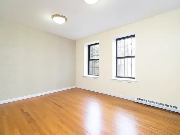 157 Broome Street image 2 of 9