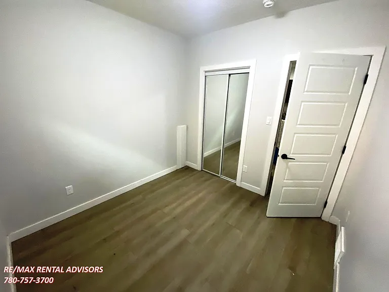2443 15th Ave NW #BASEMENT — Photo 12