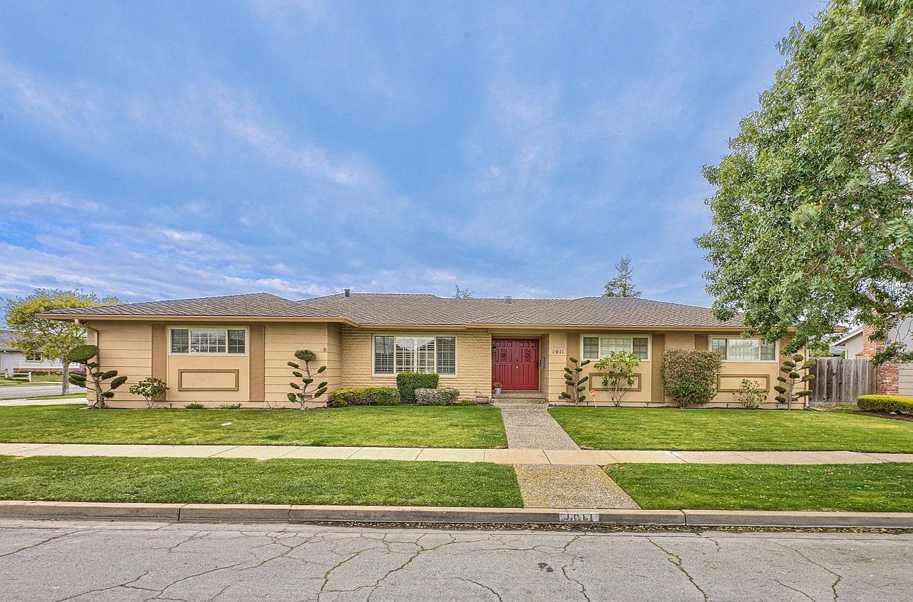 1011 Sierra Madre Dr, Salinas, CA 93901 Zillow