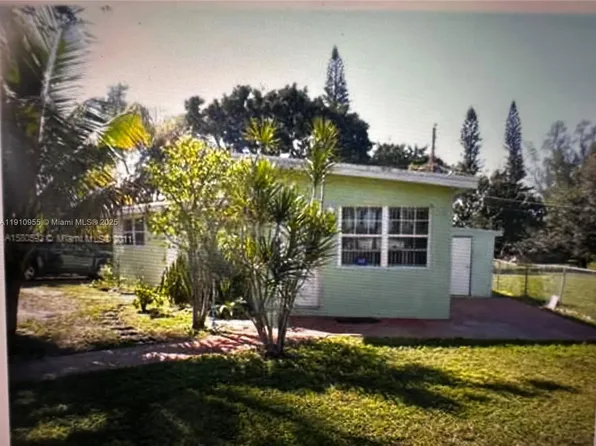 3490 SW 56th Ave, Hollywood, FL 33023