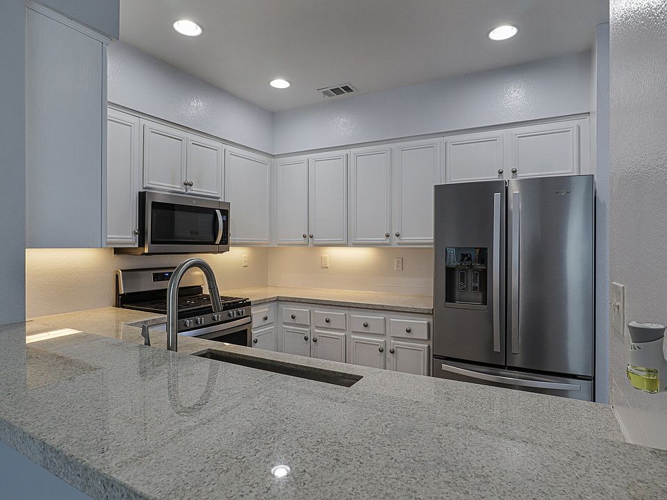 1st image of 1168 De Leon Dr