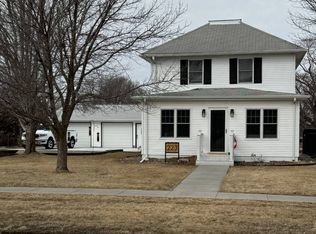 223 N 10th St, Oneill, NE 68763