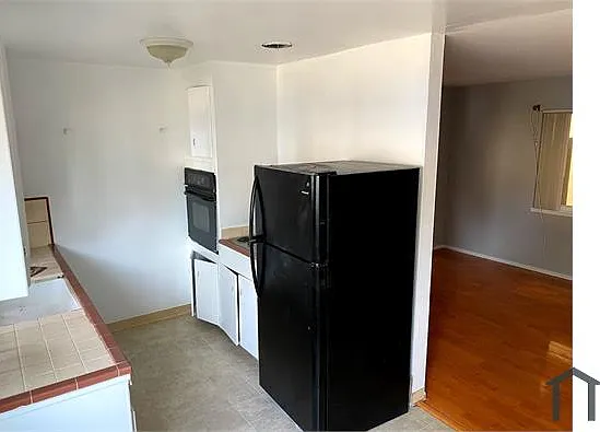 1 bed, 650 sqft, $2,100 — Photo 4