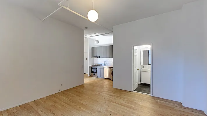 Rented by LEE & ASSOCIATES NYC RESIDENTIAL LLC | media 23