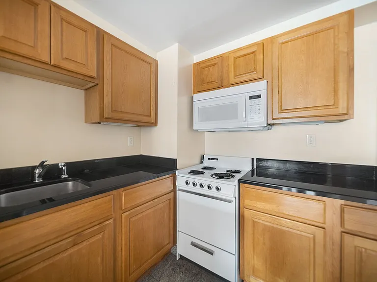 400 College Ave - The Heart of Collegetown — Photo 10