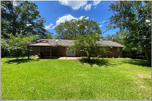 2nd image of 227 Pecan Hill Dr