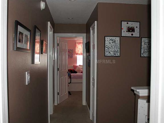 2nd image of 358 Lakebreeze Cir