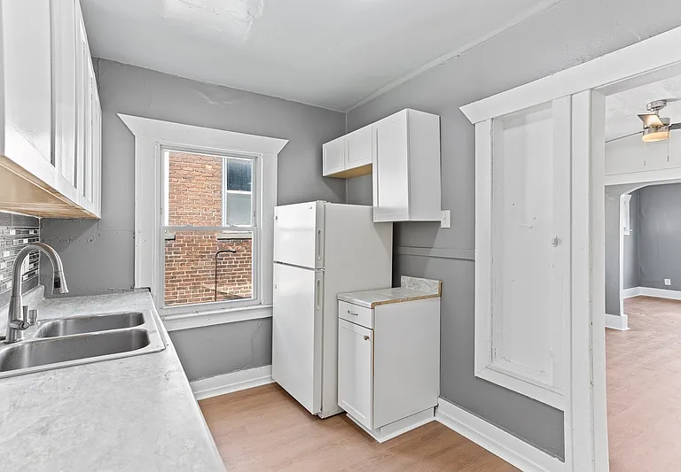 2045 Clements St #2 — Photo 15