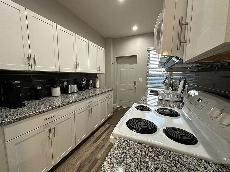 1125 Sidney St — Photo 15