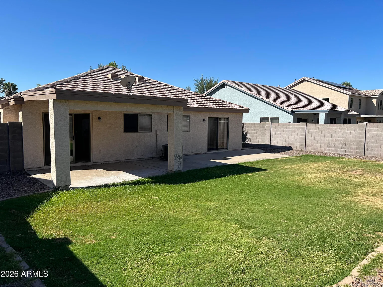 3 bed, 2.0 bath, 1579 sqft, $2,200 — Photo 3