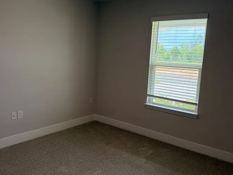 7122 Fox Meadow Dr — Photo 10