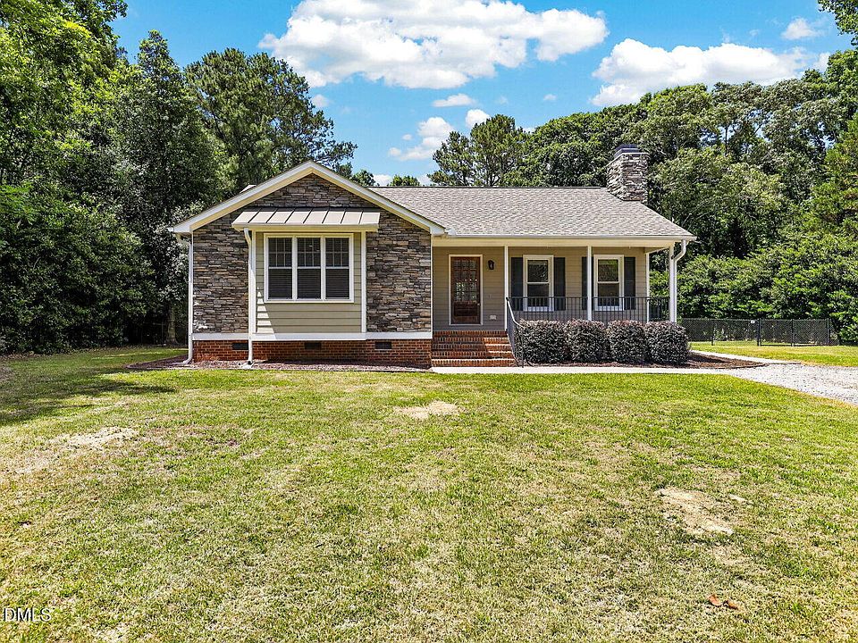 1st image of 211 Deep Pool Ct