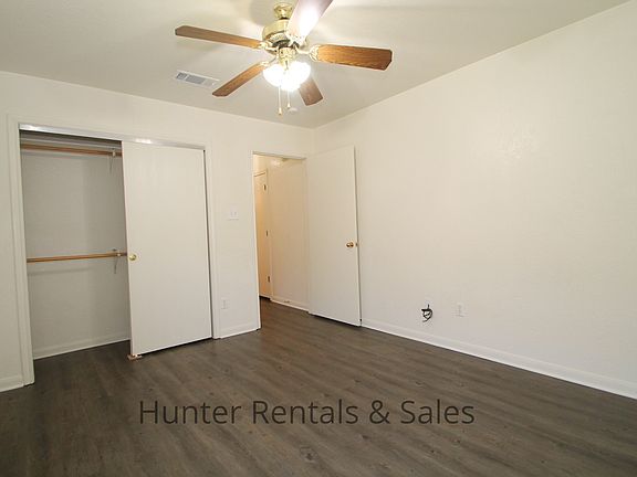 2nd image of 915 Rosewood Dr APT B