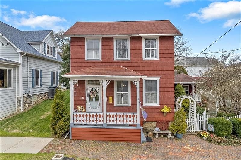 825 Salt St, Saltsburg, PA 15681 Zillow