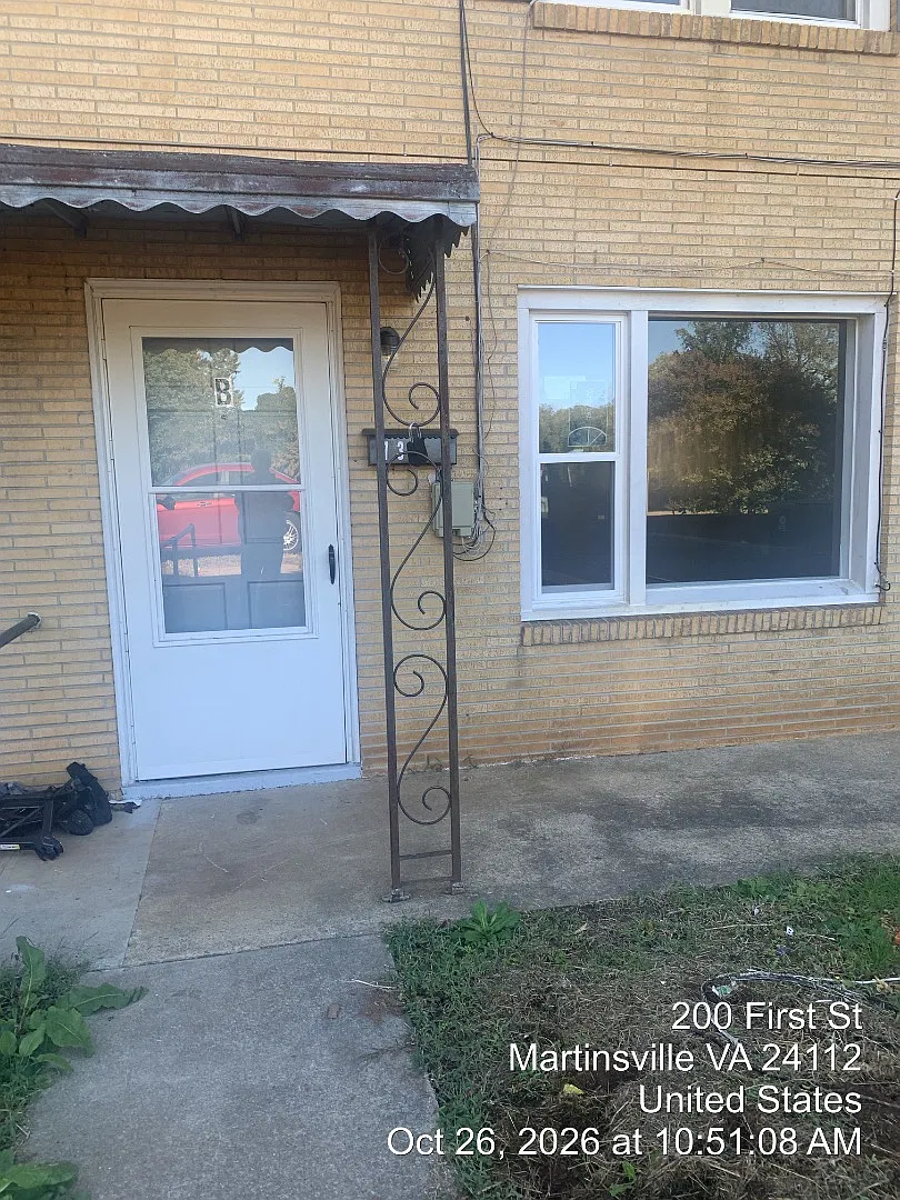 737 Fayette St - B — Photo 4