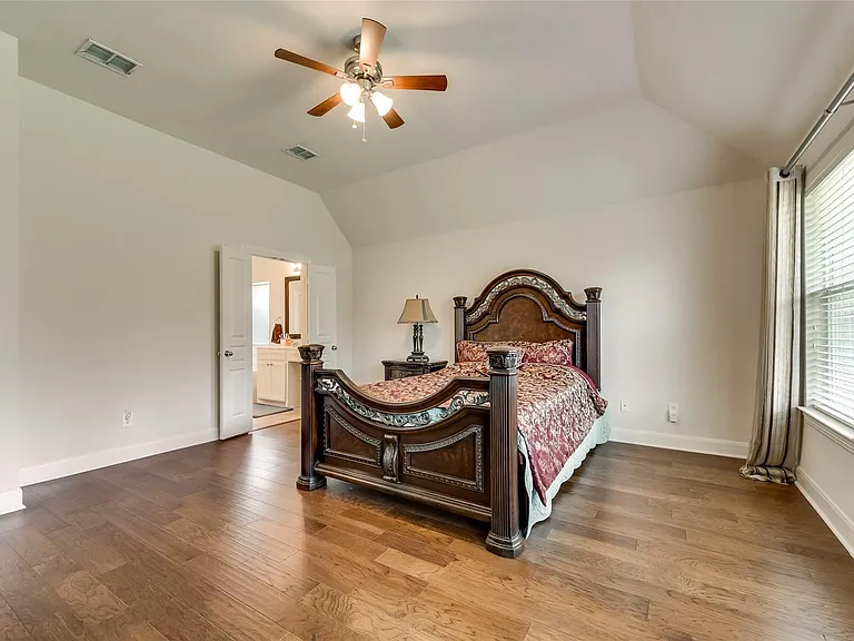 14574 Daneway Dr — Photo 12