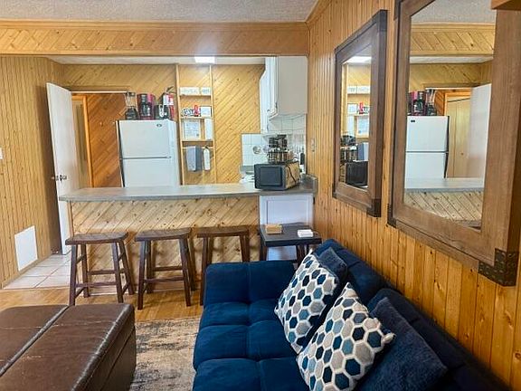 5th image of 651 S Snowflake Ln #306