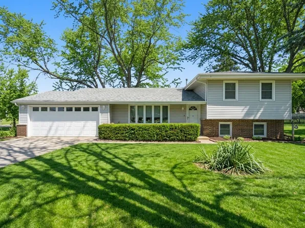 3N071 Springvale Rd, West Chicago, IL 60185