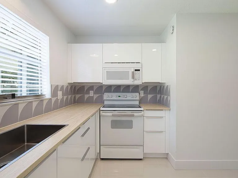 5310 Desoto Pl — Photo 10