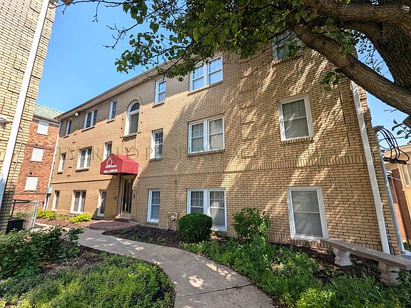 2nd image of 1422 E State St #3