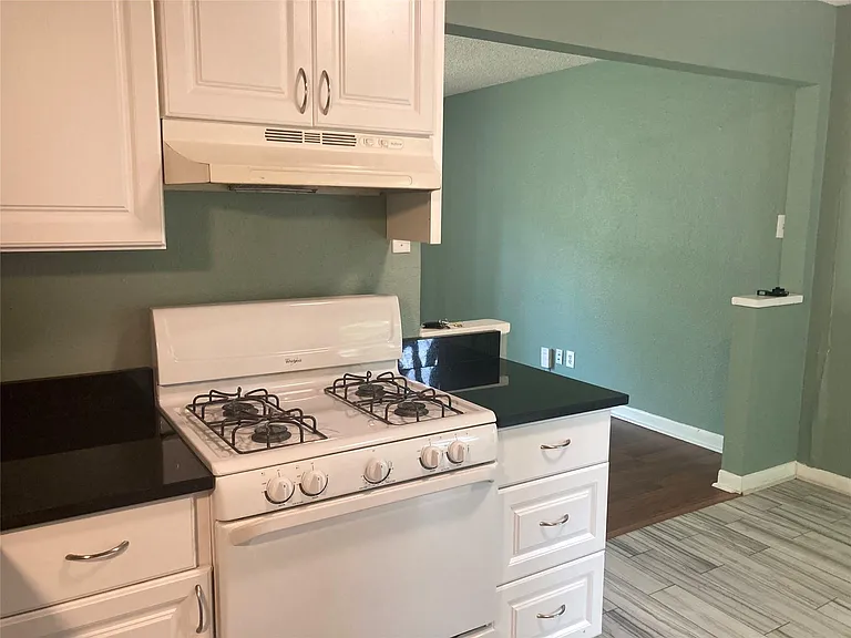 502 Hammack Dr #502A — Photo 8