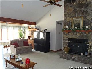 5th image of 5601 Barrett Ln