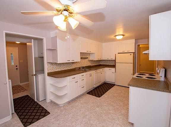 5th image of 2748 Southridge Dr
