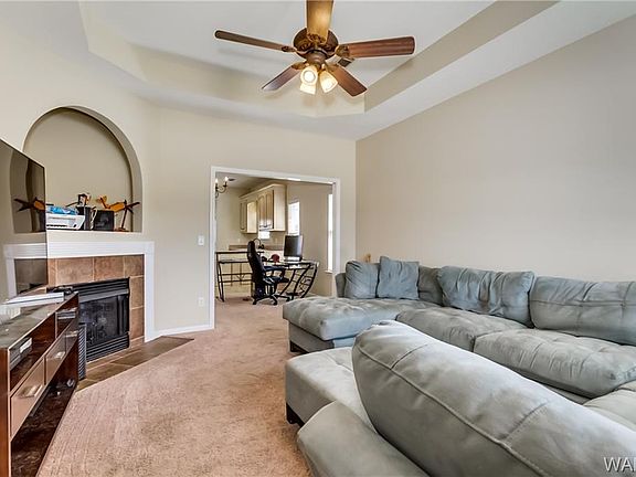 2nd image of 2308 Starlight Dr