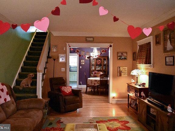 4th image of 7413 Lawndale Ave