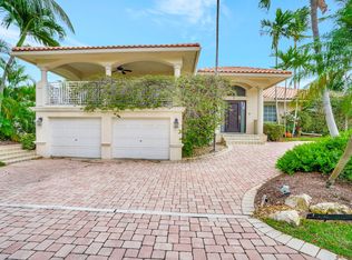 290 E Fern Dr, Boca Raton, FL 33432