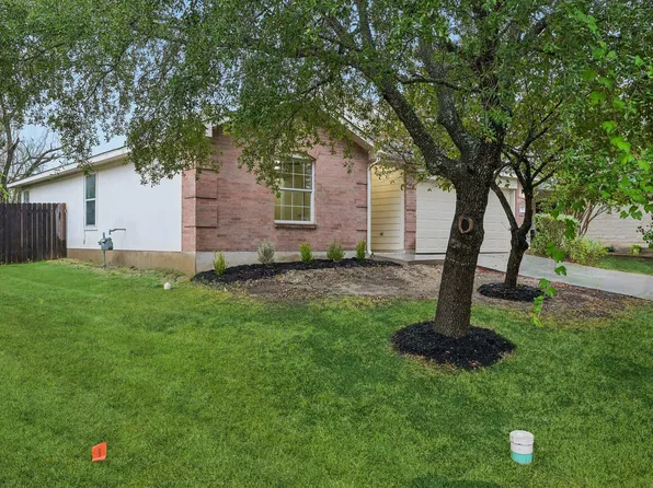 720 Goldenrod St, Kyle, TX 78640