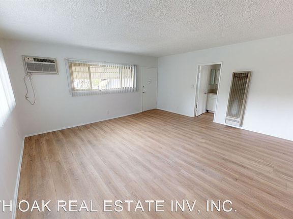 3rd image of 317 Milford St APT 4