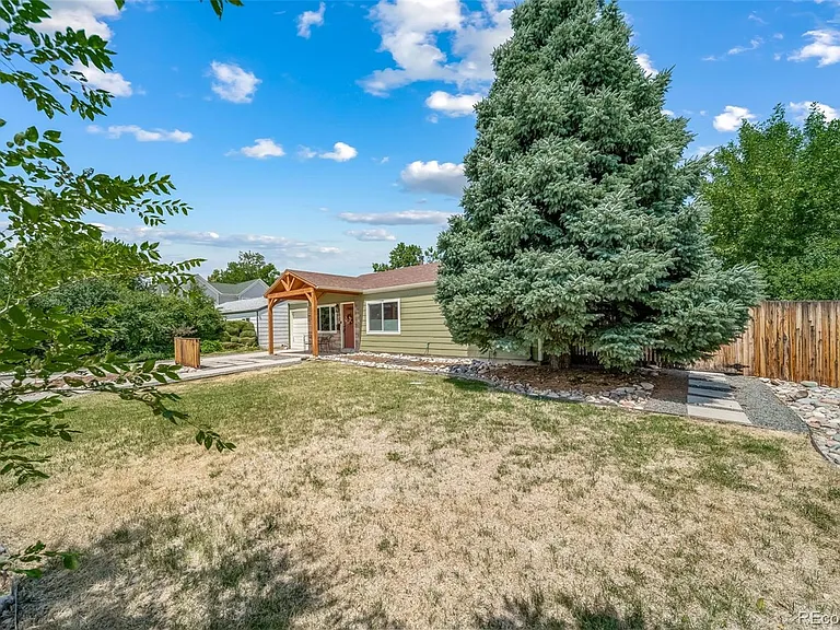 3098 S Cherry Way — Photo 4