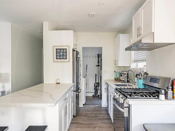 2nd image of 1808 SW 11th St #2