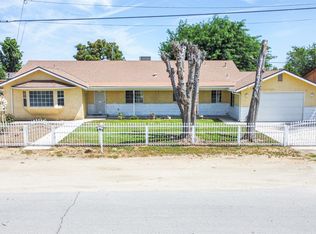 400 Prince Ln, Shafter, CA