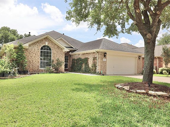 3rd image of 12406 Drake Prairie Ln