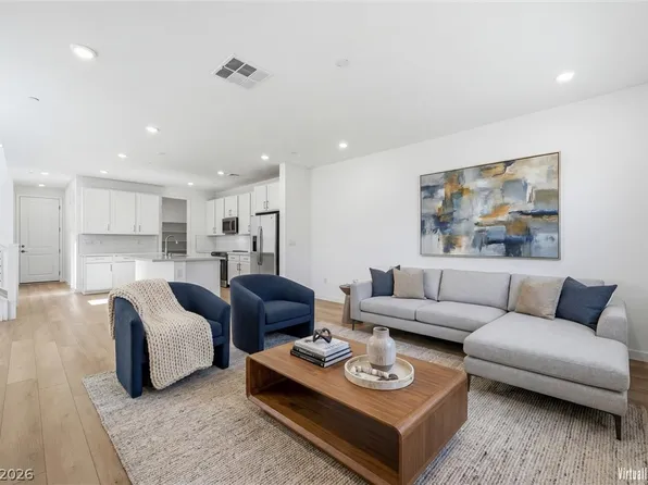 1512 Hopeful Lark Ln, Las Vegas, NV 89138