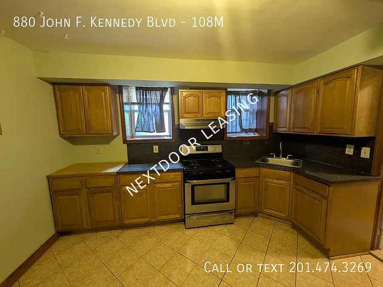 880 John F Kennedy Blvd #108M — Photo 1