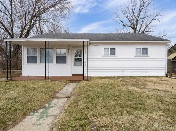 4599 Live Oak Dr, Dayton, OH 45417