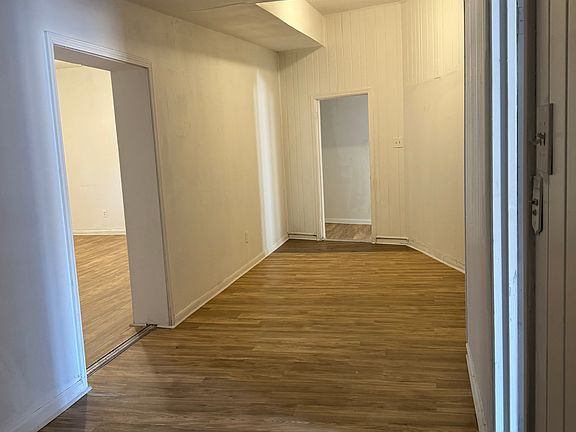 5th image of 3802 41st St