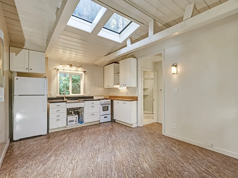 161 Mahogany Way — Photo 7