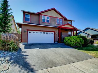 1553 SW Carnegie St, Oak Harbor, WA 98277