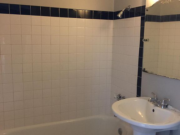2nd image of 1620 N 45th St #205