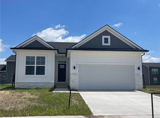 615 NE Oakridge Dr, Ankeny, IA 50021