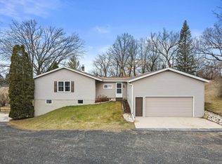 N311 Tammy Ln, Kewaskum, WI 53040