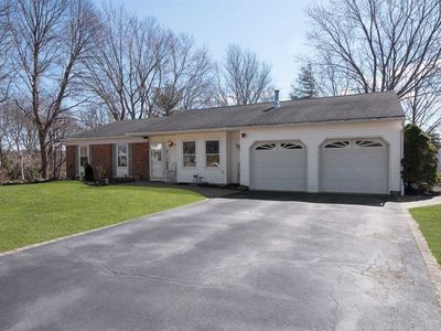 30 Niewood Dr, Ridge, NY, 11961